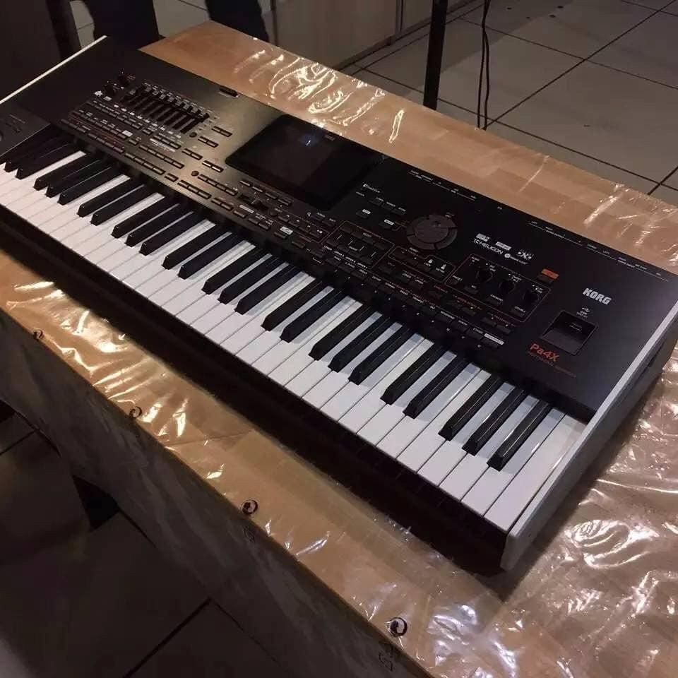 Korg PA4X Oriental 76 Keys Arranger Workstation