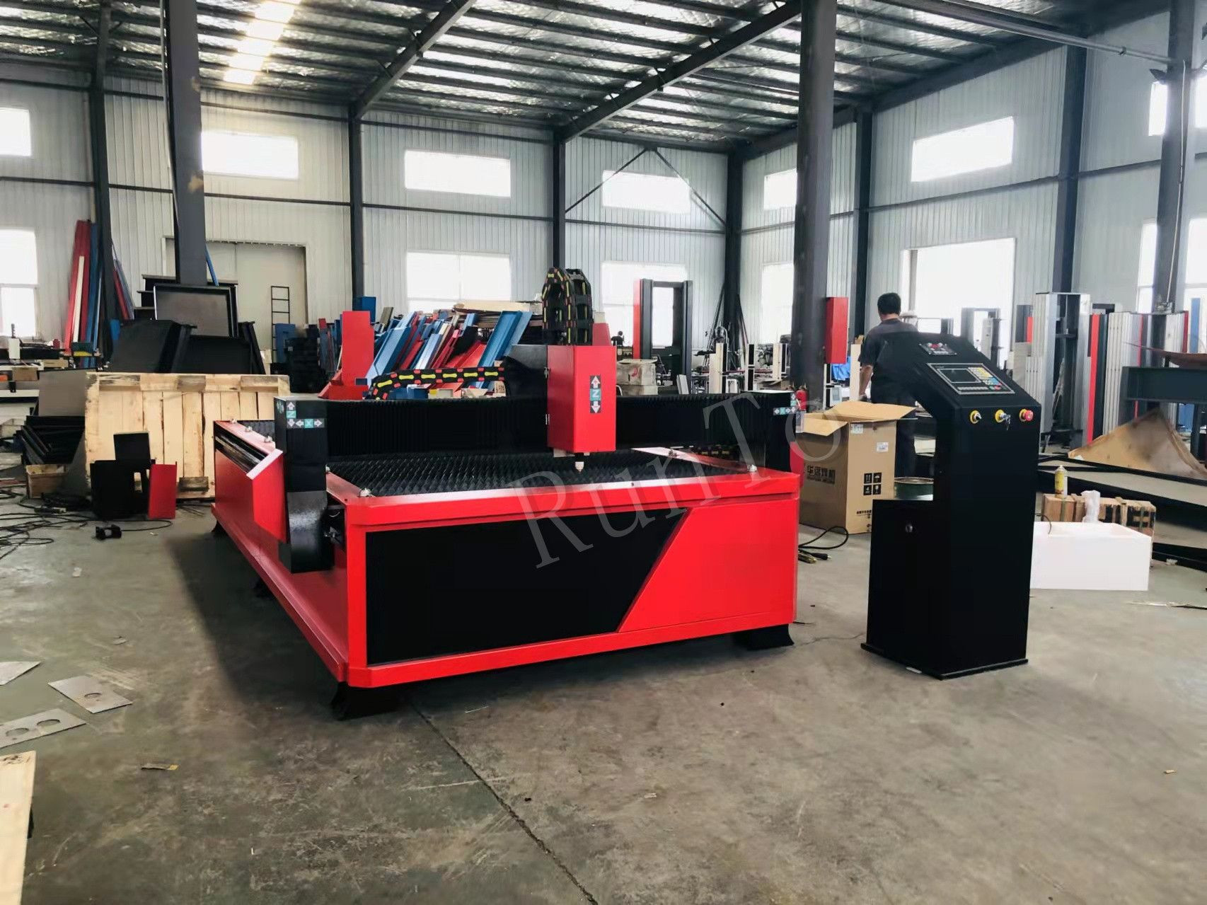 Plasma cutting machine